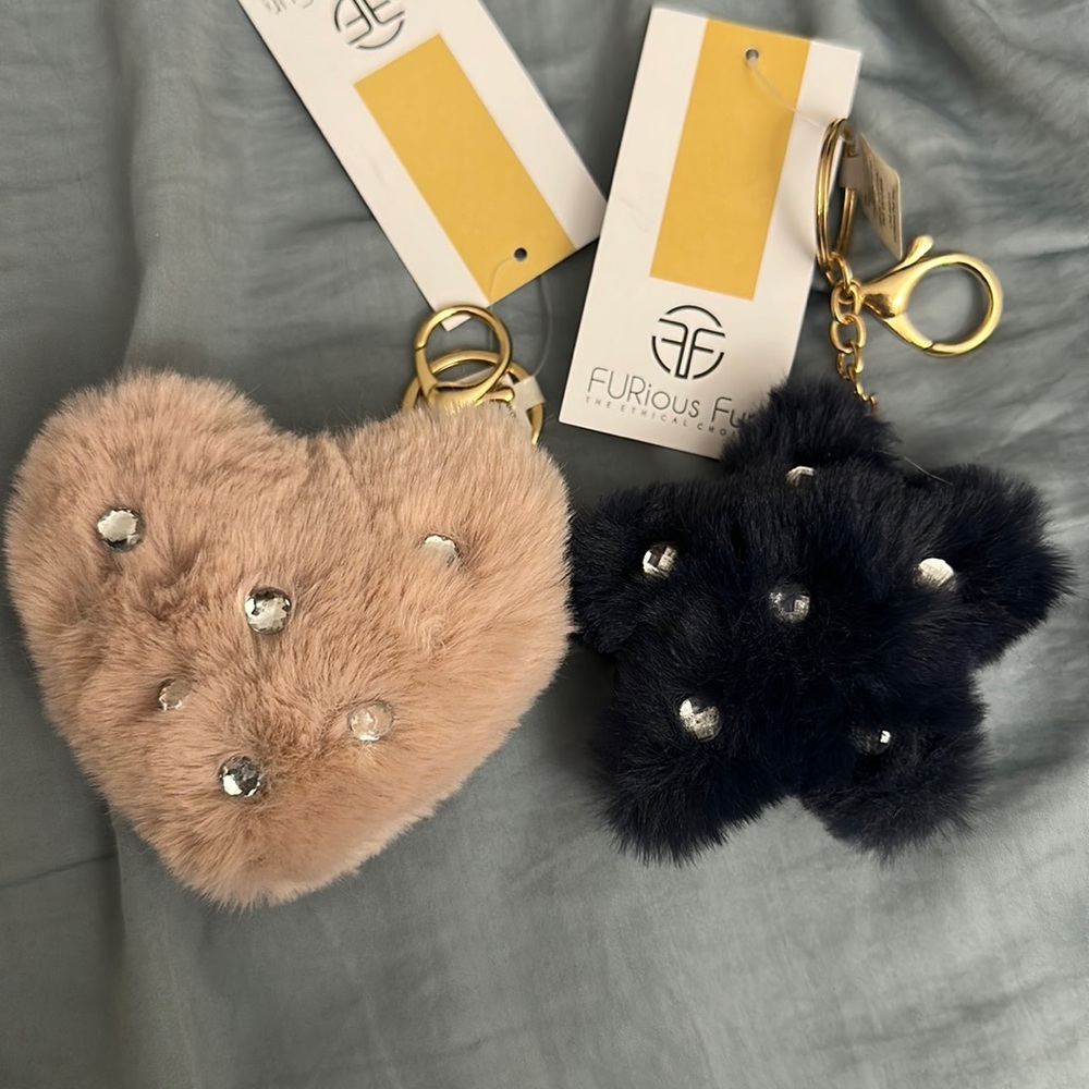 🆕 two fluffy charms star and heart with bling bling
